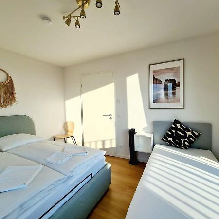 Urban Living - Top Floor Apartment Hamburg Exterior photo